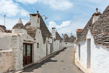 tipik Trulli evleri alberobello, İtalya