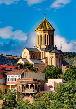 Tiflis, Gürcistan 'daki Sameba (Kutsal Üçlü) katedrali.