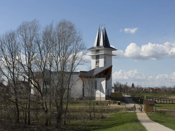 Igreja Primavera — Fotografia de Stock