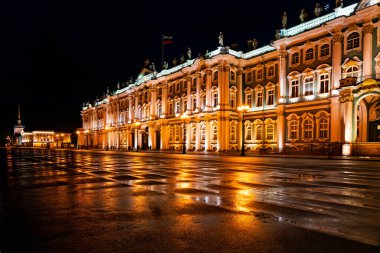 İsveç 'teki Stockholm şehrinin gece manzarası