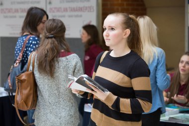 Macaristan 'ın Budapeşte kentindeki ELTE Üniversitesi kayıt başvuruları.