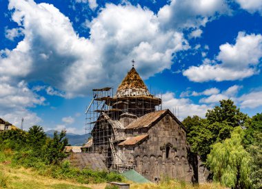 HAGHPAT, ARMENIA - 19 Temmuz 2015: Haghpat Manastırı, Haghpat, Ermenistan 'daki bir ortaçağ Ermeni manastırı. Manastır 976 yılında kuruldu..
