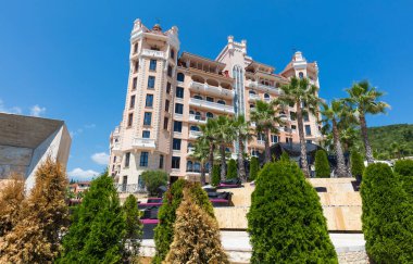 ELENITE, BULGARIA - 16 Temmuz 2016: Karadeniz kıyısındaki ilk 5 yıldızlı lüks otel, Victoria Group 'a ait, 2011 yılında açıldı.. 