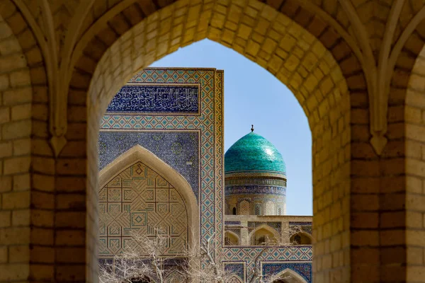 Мечеть Калон Бухарі Узбекистан — стокове фото