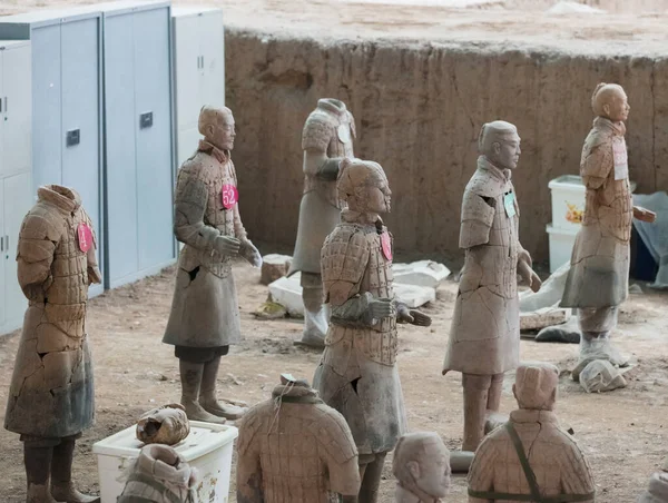 Xian China Augustus 2017 Terracota Krijgers Wachten Restauratie Xian China — Stockfoto