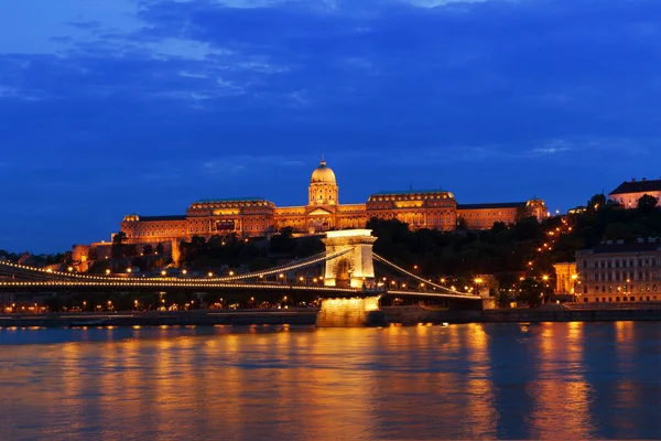Budapest Hungary Danube Floden Och Bron — Stockfoto