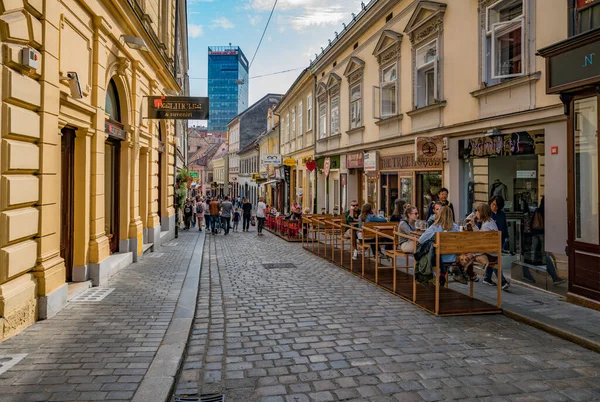 Zagreb Kroatien September 2017 Tkalciceva Street Zagreb Innenstadt Mit Restaurants — Stockfoto