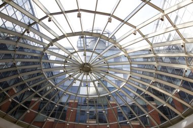 Binanın çatısının manzarası