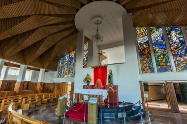 BOGOTA, COLOMBIA - 22 Ekim 2015 Montserrate Kilisesi Düşmüş Lord 'a adanmıştır. Kilise hacıların uğrak yeridir, aynı zamanda turistik bir yerdir..