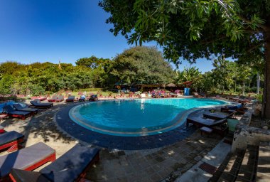 Tayland tatil köyünde yüzme havuzu