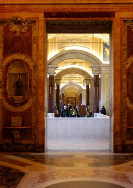 Roma 'daki Vatikan Müzesinin İçi