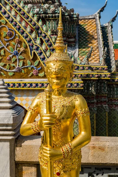 Złoty Posąg Wat Phra Który Doi Suthep Bangkok Tajlandia — Zdjęcie stockowe