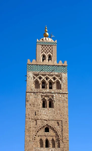 Πύργος Της Ισπανικής Εκκλησίας Στην Πόλη Της Κόρδοβα — Φωτογραφία Αρχείου
