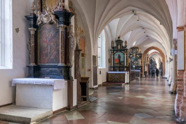 Eski Hıristiyan kilisesinin içinde