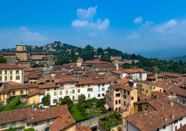 İtalya 'nın Bergamo şehrinin güzel merkezi