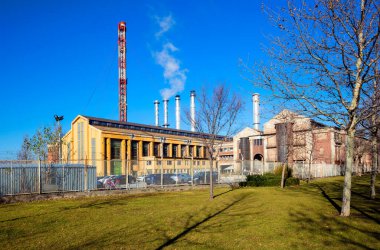 İnşaat alanı olan sanayi binası