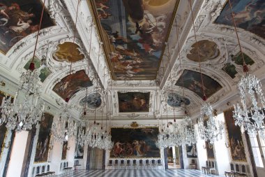 GRAZ, AUSTRIA - 2 Mayıs 2014 'te Graz' da olduğu gibi Eggenberg Sarayı 'nın içi. 1625-1635 yılları arasında inşa edilen saray, Styria 'daki en önemli Barok sarayı kompleksidir..