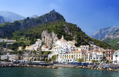 İtalya 'daki Alamfi Sahili manzarası