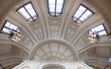 Eski tarihi binanın içi