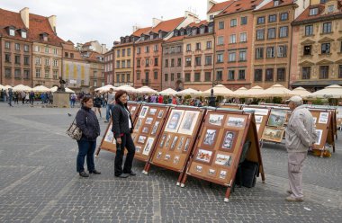 Polonya 'nın Gdansk kentindeki eski meydan.