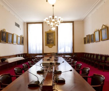 Eski tarihi binanın içi