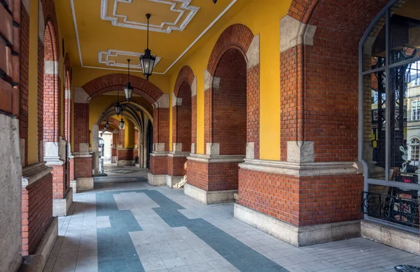 Interior Del Antiguo Edificio Ciudad Europea —  Fotos de Stock