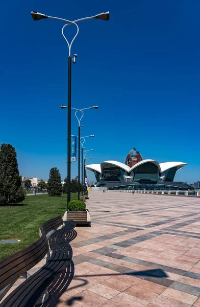 Baku Azerbaijan Maggio 2019 Costruzione Nuovo Centro Commerciale Intrattenimento Caspian — Foto Stock