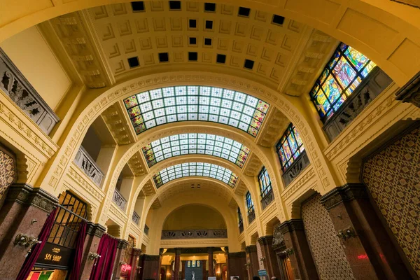 Budapest Hungary November 2017 Entrance Hall Gellert Spa Bath Popular — Stock Photo, Image