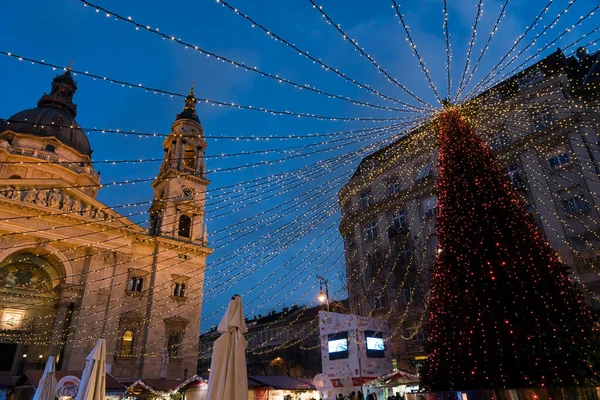 Ευρωπαϊκή Πόλη Στα Χριστούγεννα — Φωτογραφία Αρχείου