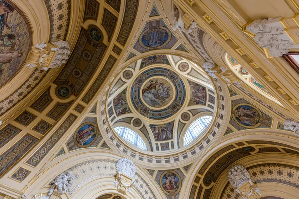 Wnętrze Katedry Jerzego Watykanie — Zdjęcie stockowe