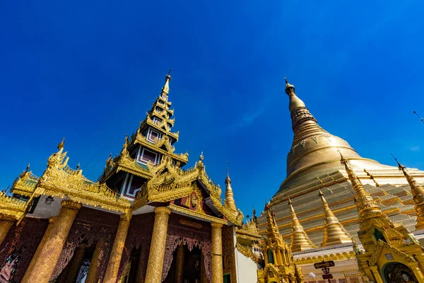 Shwedagon Pagoda Yangon Myanmar — стоковое фото