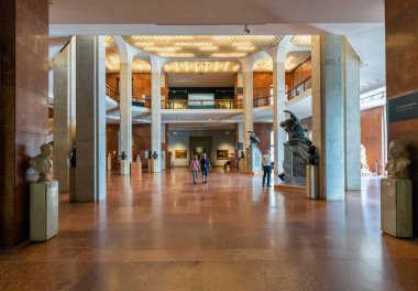 Budapeşte, Macaristan - 30 Haziran 2018: Macaristan Ulusal Galerisi (Magyar Nemzeti Galeria) 1957 yılında ulusal sanat müzesi olarak kuruldu. Buda Kalesi 'nde yer almaktadır.