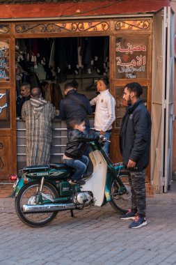 Marakeş, Fas 'ta şehir caddesi.
