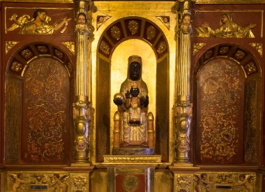 BOGOTA, COLOMBIA - 22 Ekim 2015 Montserrate Kilisesi Düşmüş Lord 'a adanmıştır. Kilise hacıların uğrak yeridir, aynı zamanda turistik bir yerdir..