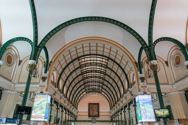 Historisches Museum Mit Besuchern Vietnam — Stockfoto