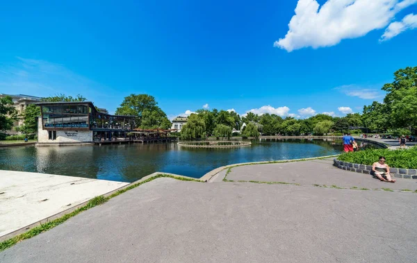 Vacker Park Europeiska Staden — Stockfoto