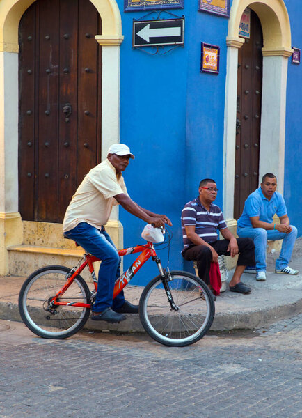 Дневная улица Колумбии