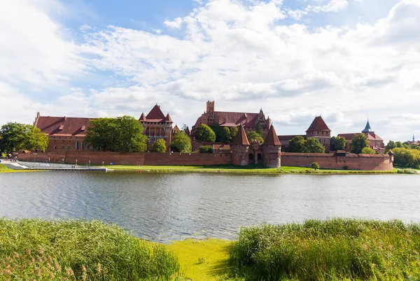 Malbork Poland Сентября 2015 Внешний Вид Замка Малборк Построенного Xiii — стоковое фото