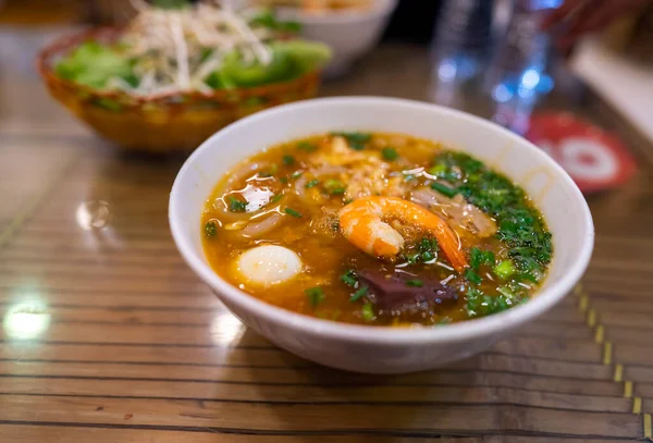 Sopa Mariscos Estilo Tailandés Con Camarones Verduras —  Fotos de Stock