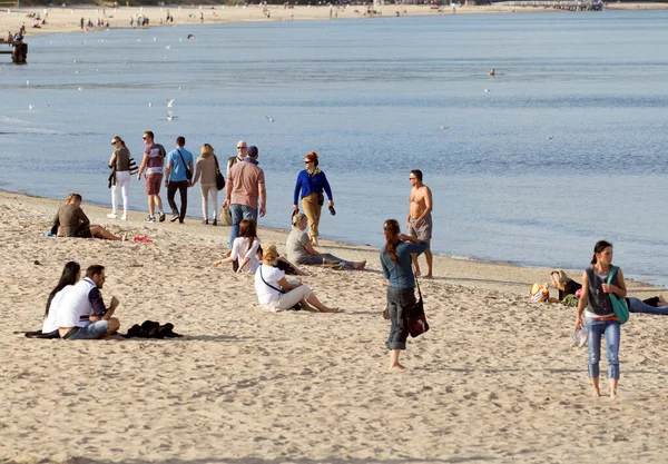 Sopot Poland September Unidentified People Resting Beach September 2015 Sopot — Stock Photo, Image