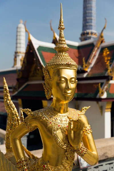 Golden Statue Wat Phra Kaew Bangkok Thailand — Stock Photo, Image