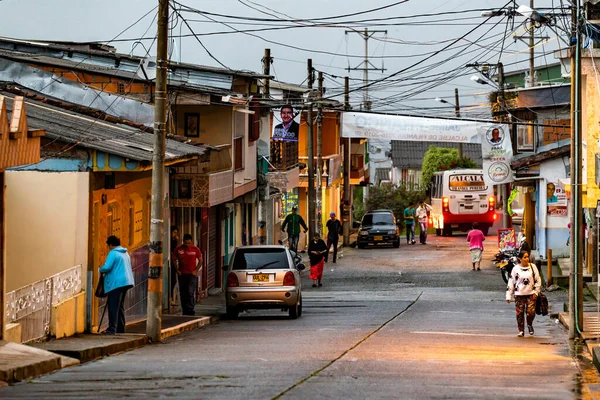 Salento Colombia 2015 Salento 거리에서 미상의 사람들 멘토는 콜롬비아의 지역의 — 스톡 사진