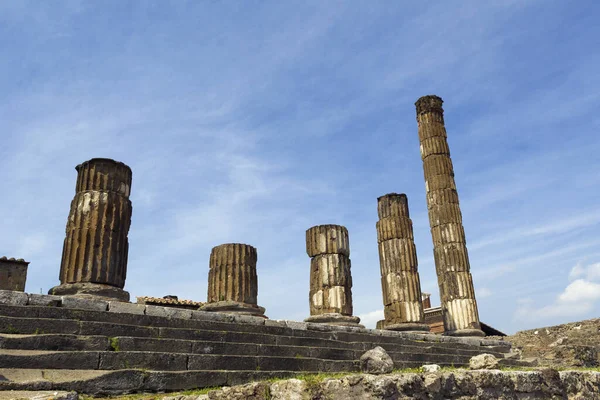 Starověké Zříceniny Chrámů Městě Jerash Který Nachází Údolí Anglie Sjednocené — Stock fotografie