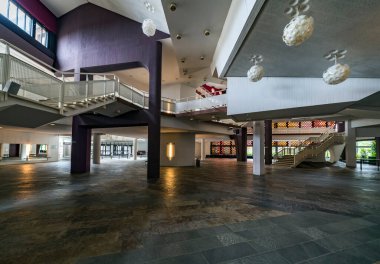 Modern binanın içi