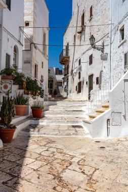 Puglia 'daki Ostuni şehri, İtalya' nın güneyi.