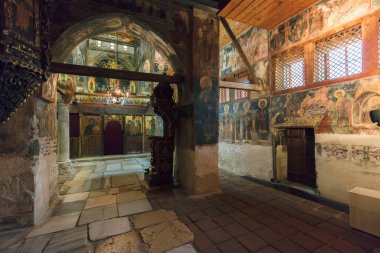 NESSEBAR, BULGARIA - 18 Temmuz 2016: Saint Stephen Kilisesi İçişleri. 11. ve 13. yüzyıllarda inşa edilmiş. Başlangıçta kilise Kutsal Ana 'ya adanmıştı..
