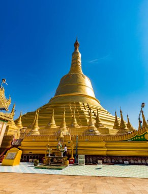 Altın pagoda Wat phra singh, thailand
