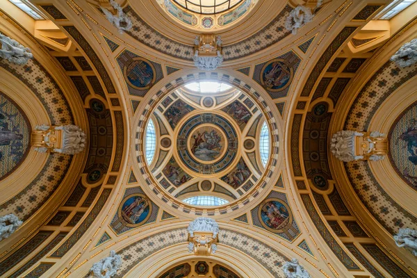 Interno Bellissimo Edificio Storico — Foto Stock