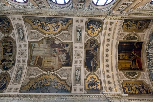 Catedral San Jorge Ciudad Vatican —  Fotos de Stock