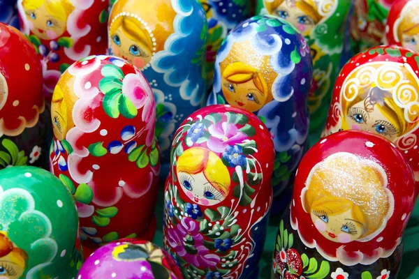 Los Huevos Pascua Forma Muñeca — Foto de Stock